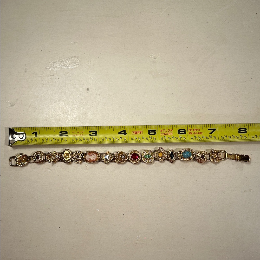 Gorgeous Vintage Victorian Revival Unsigned GOLDETTE Gold Slide Charm Bracelet - Picture 12 of 14